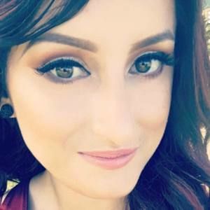 Meet your Posher, Selena